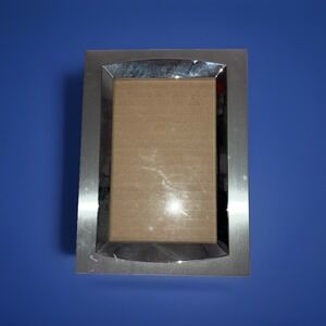 Elegant Plastic & Metal Picture Frame‎ Home Shelf Desk Decor 5" x 7" Silver